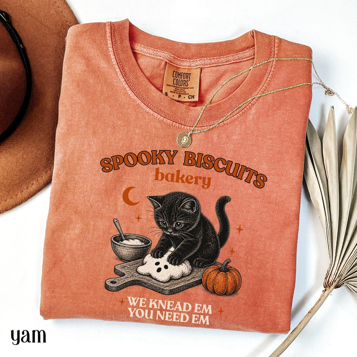 Comfort Colors Kitty Biscuits Shirt Spooky Season Tee Black Cat Halloween Fall TShirt Vintage DIEU Baking Pumpkin T-Shirt Cat Lover Fall Gift