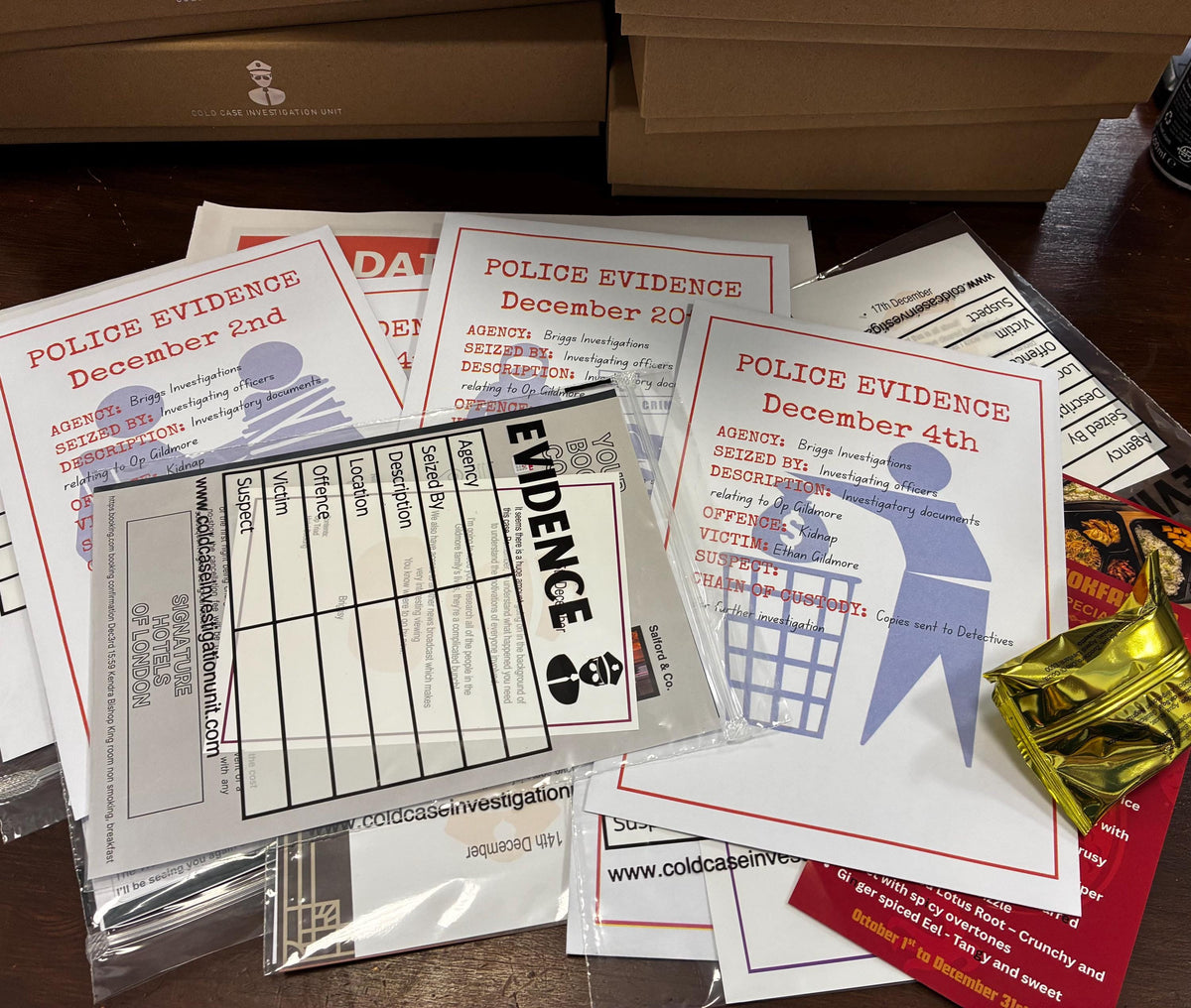 Murder Investigation Advent Calendar HG – Christmas Detective Game - 24 days of new evidence then an enamel Detective Badge on day 25